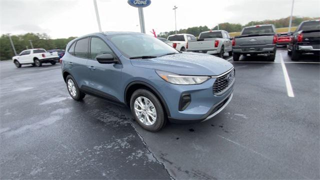 new 2025 Ford Escape car, priced at $29,990