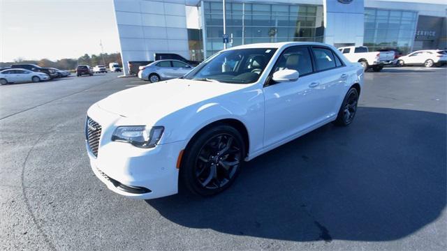 used 2022 Chrysler 300 car, priced at $26,985