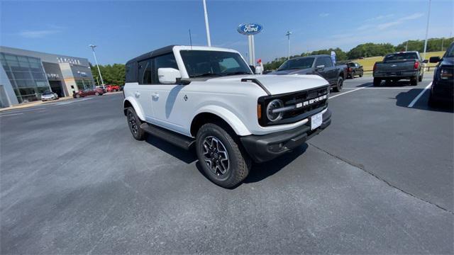 new 2025 Ford Bronco car, priced at $55,195