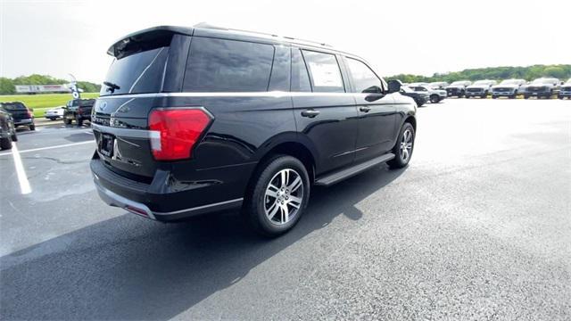 new 2024 Ford Expedition car, priced at $60,000