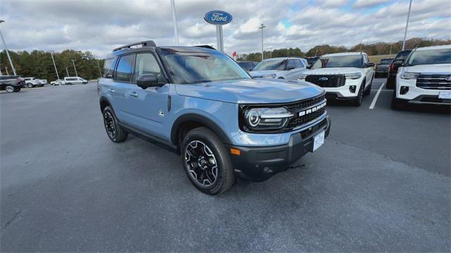 new 2025 Ford Bronco Sport car, priced at $39,975
