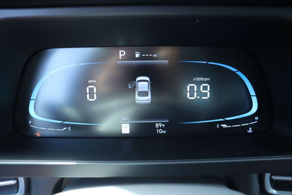 new 2025 Hyundai Elantra car, priced at $19,747