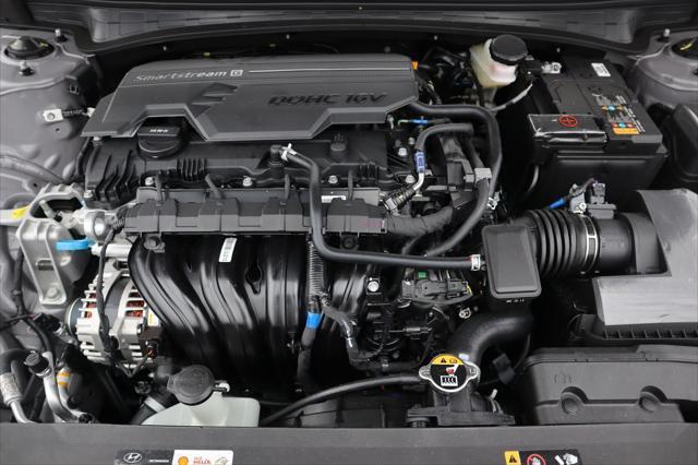 new 2025 Hyundai Elantra car, priced at $21,219