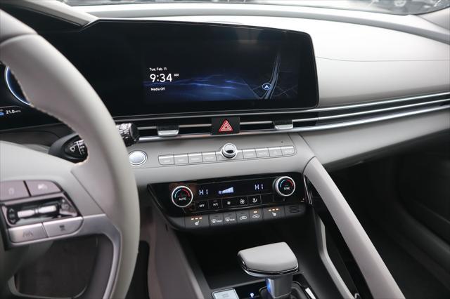 new 2025 Hyundai Elantra car, priced at $21,219