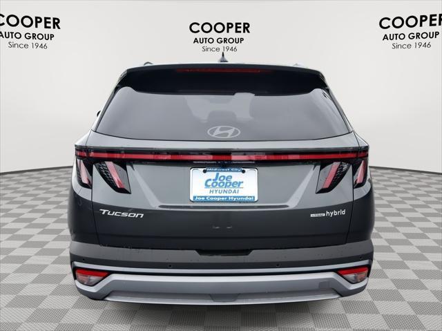 new 2025 Hyundai TUCSON Hybrid car, priced at $41,020