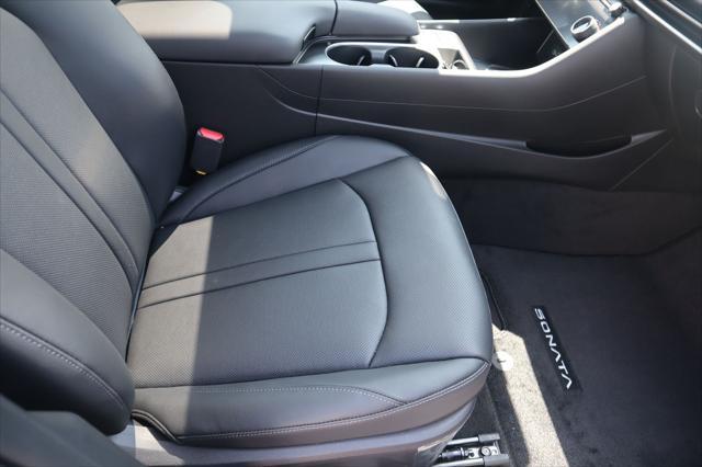 new 2025 Hyundai Sonata Hybrid car, priced at $34,087