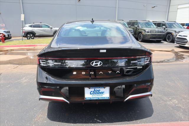new 2025 Hyundai Sonata Hybrid car