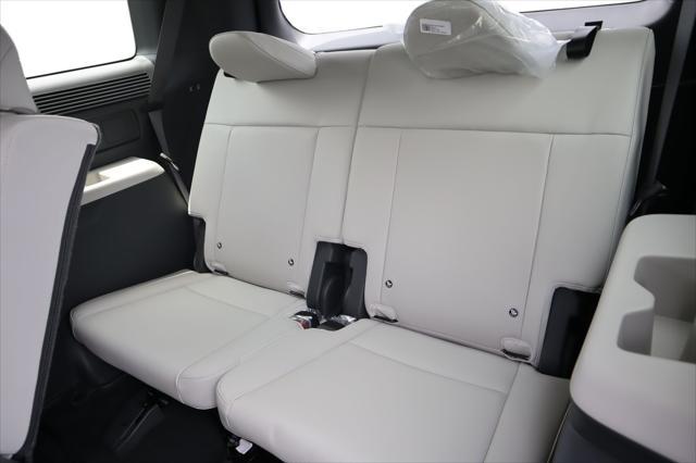new 2025 Hyundai Santa Fe car, priced at $31,964