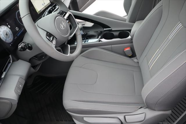 new 2025 Hyundai Elantra car, priced at $21,219