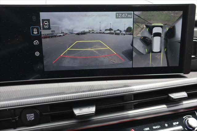 new 2025 Hyundai SANTA FE HEV car, priced at $44,205