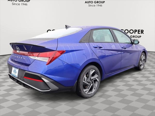 new 2025 Hyundai Elantra car, priced at $18,512