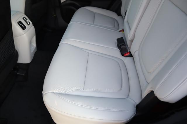 new 2025 Hyundai TUCSON Hybrid car, priced at $41,458