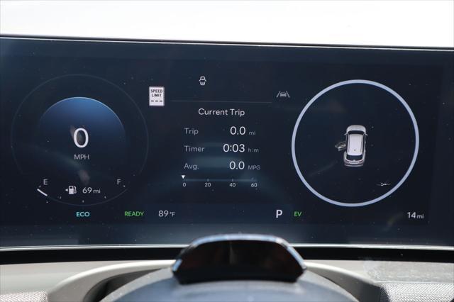 new 2025 Hyundai TUCSON Hybrid car, priced at $41,312