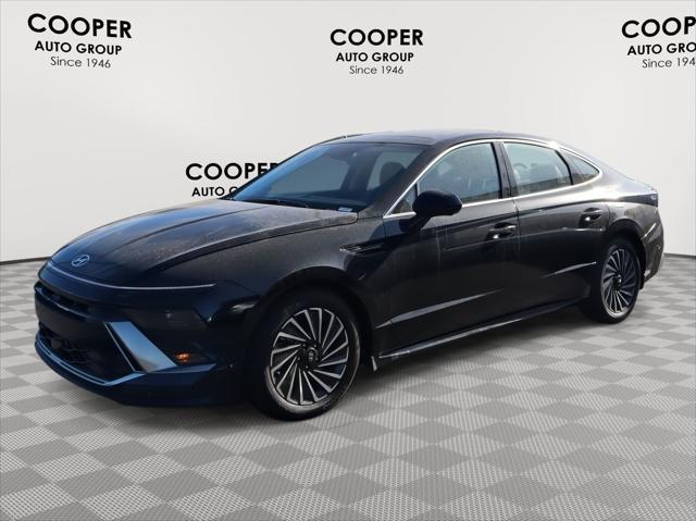 new 2025 Hyundai Sonata Hybrid car, priced at $32,134