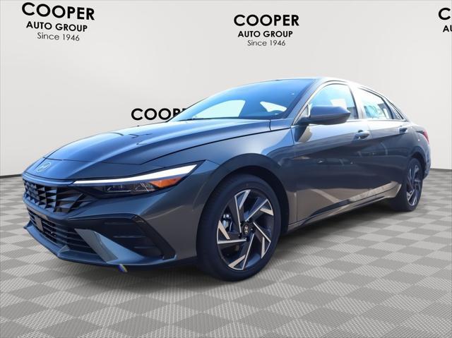 new 2025 Hyundai Elantra car, priced at $21,218
