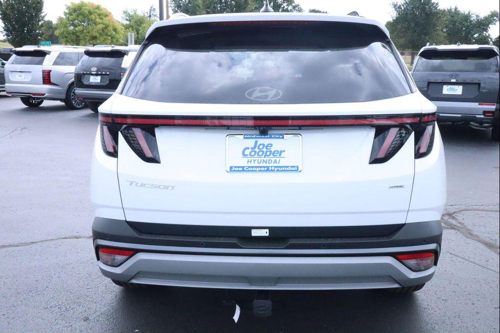 new 2026 Hyundai Tucson car, priced at $40,652