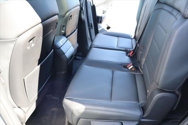 new 2025 Hyundai Santa Fe car, priced at $39,592