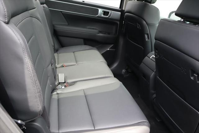 new 2025 Hyundai Santa Fe car, priced at $40,995