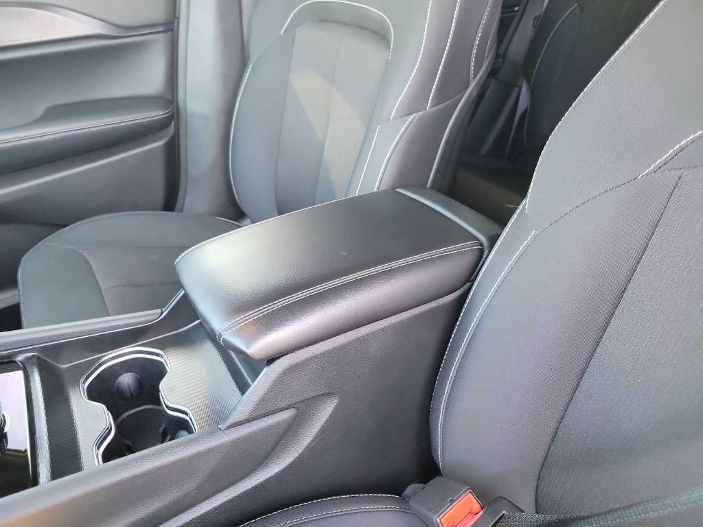 used 2024 Jeep Grand Cherokee car, priced at $34,999