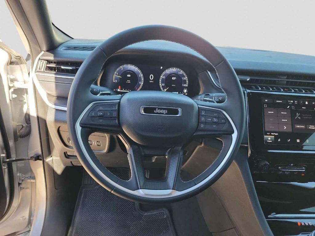 used 2024 Jeep Grand Cherokee car, priced at $35,999