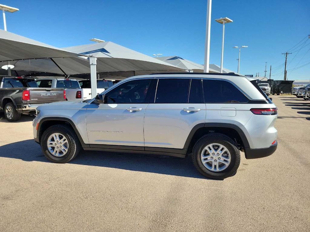 used 2024 Jeep Grand Cherokee car, priced at $34,999