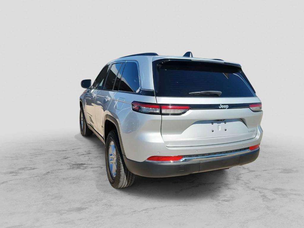 used 2024 Jeep Grand Cherokee car, priced at $35,999