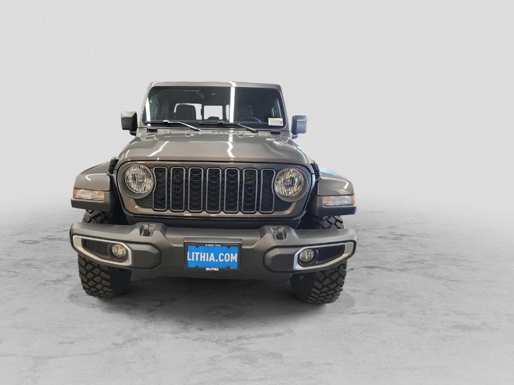 new 2025 Jeep Gladiator car, priced at $46,160