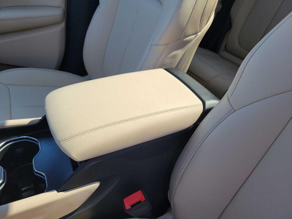 new 2025 Jeep Grand Cherokee car, priced at $46,760