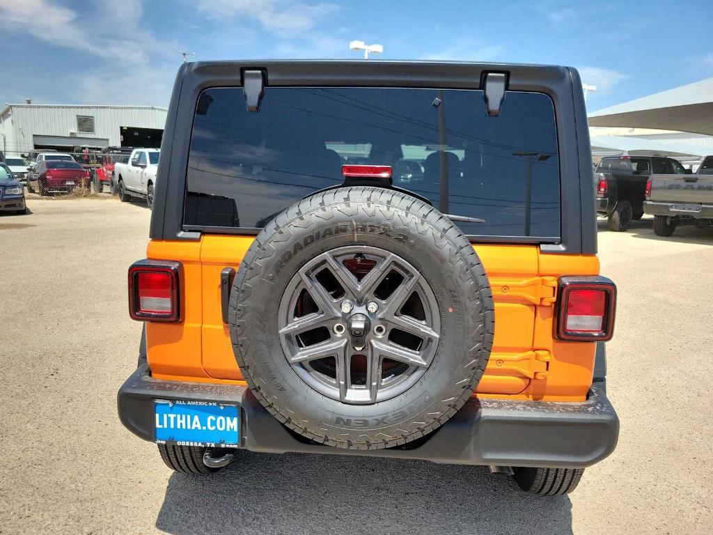 new 2025 Jeep Wrangler car, priced at $47,145