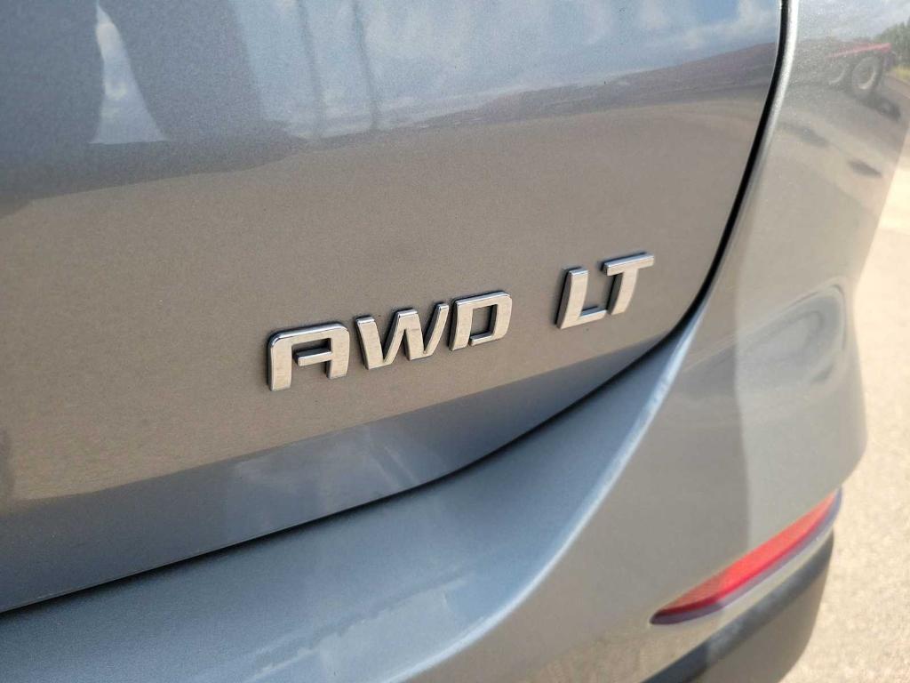 used 2024 Chevrolet Equinox car, priced at $24,995