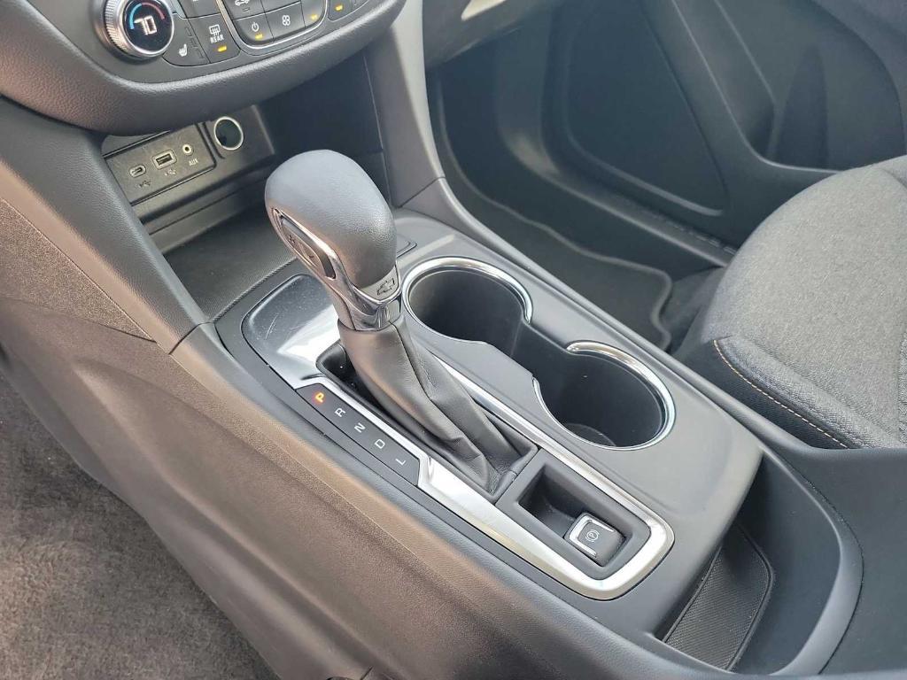 used 2024 Chevrolet Equinox car, priced at $23,995