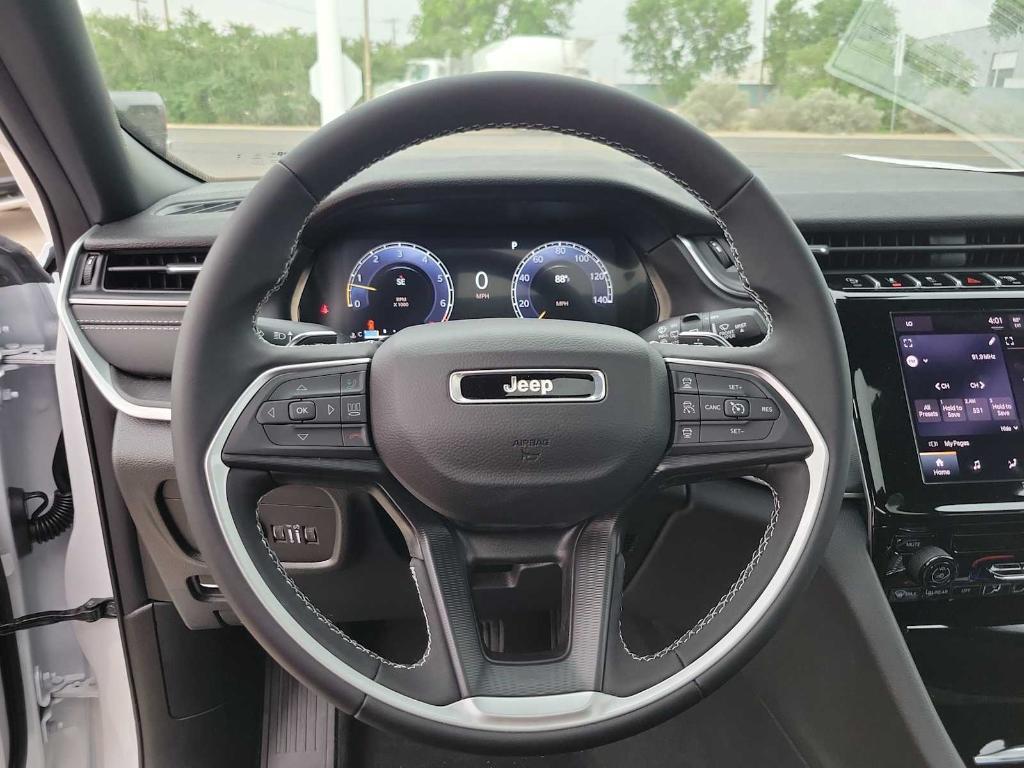 new 2025 Jeep Grand Cherokee L car, priced at $38,695