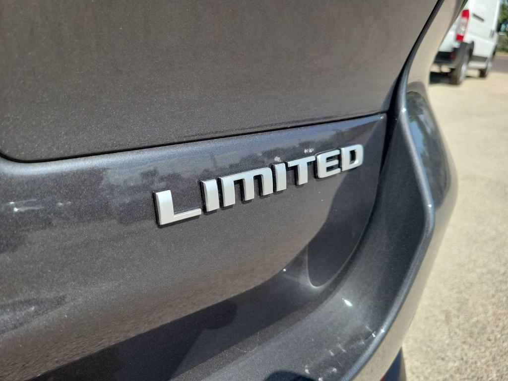 new 2025 Jeep Grand Cherokee L car, priced at $50,637