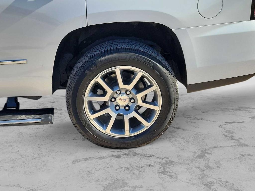 used 2017 GMC Yukon car, priced at $26,999