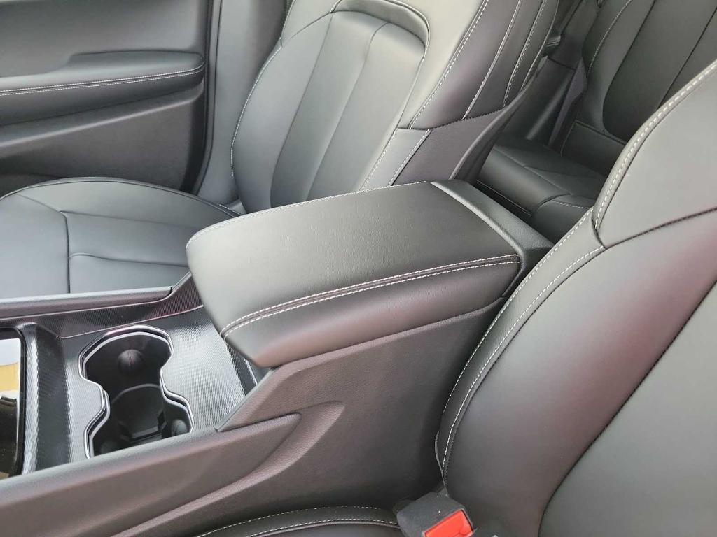 new 2025 Jeep Grand Cherokee car, priced at $49,645