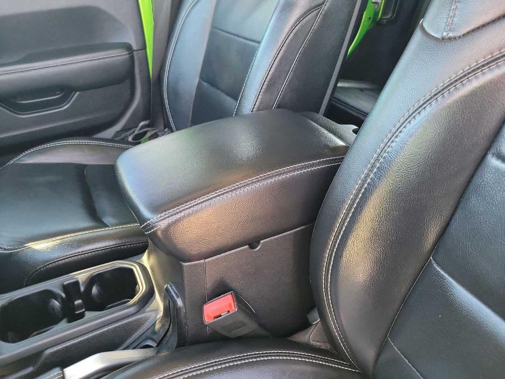 used 2018 Jeep Wrangler Unlimited car, priced at $26,999