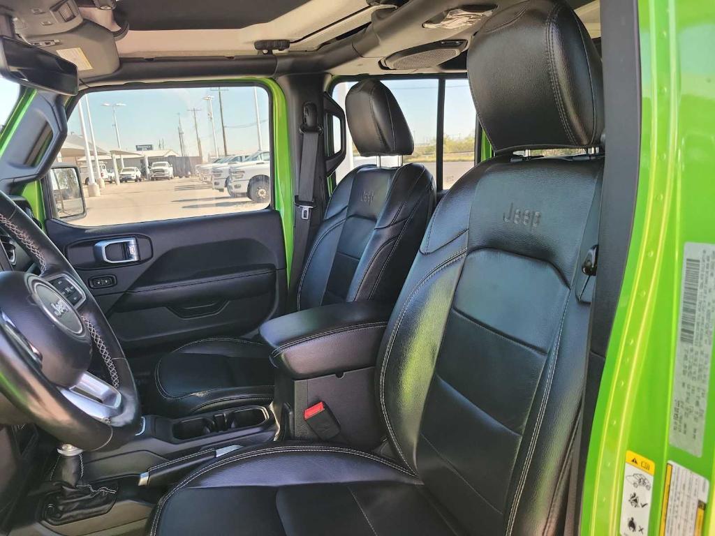 used 2018 Jeep Wrangler Unlimited car, priced at $26,999