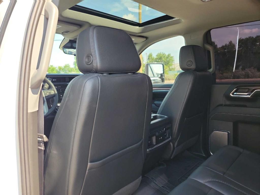 used 2024 GMC Sierra 2500 car, priced at $84,999
