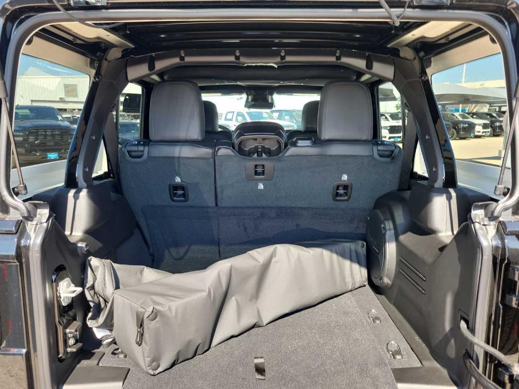new 2025 Jeep Wrangler car, priced at $56,620