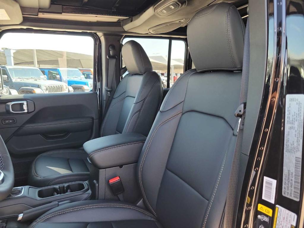 new 2025 Jeep Wrangler car, priced at $56,620