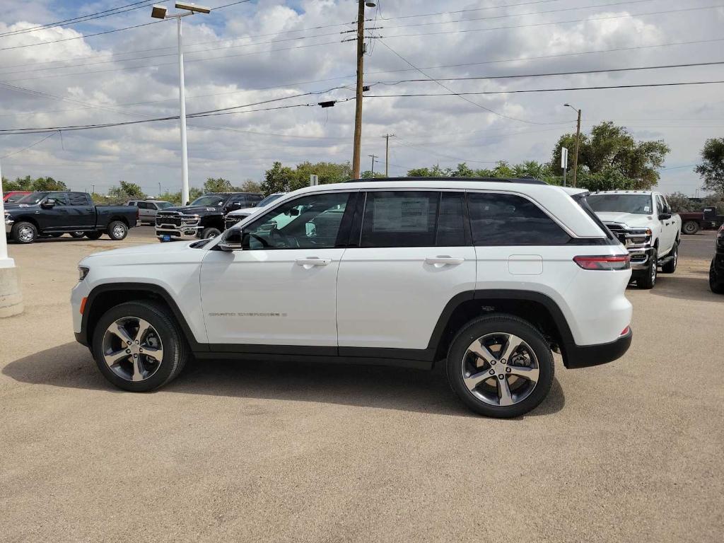 new 2025 Jeep Grand Cherokee car, priced at $46,790