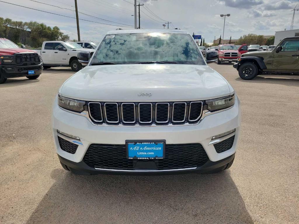 new 2025 Jeep Grand Cherokee car, priced at $46,790