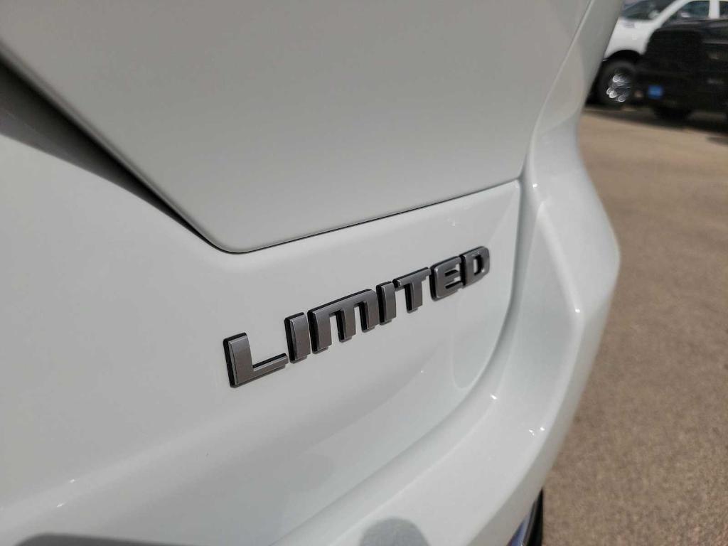 new 2025 Jeep Grand Cherokee car, priced at $46,790