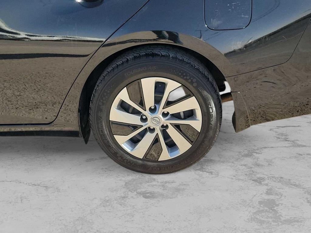 used 2023 Nissan Altima car, priced at $19,999