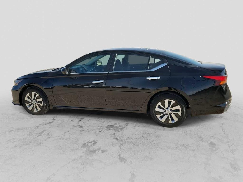 used 2023 Nissan Altima car, priced at $19,999