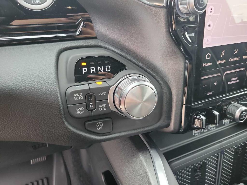 new 2025 Ram 1500 car, priced at $66,866