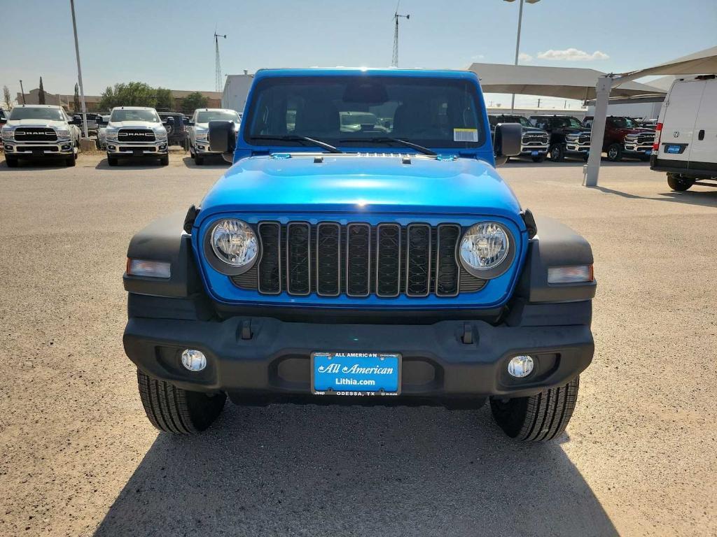 new 2025 Jeep Wrangler car, priced at $45,304