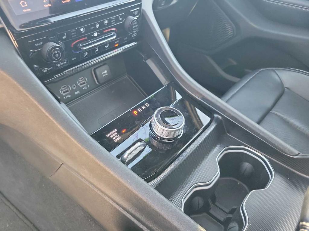 used 2024 Jeep Grand Cherokee L car, priced at $38,999