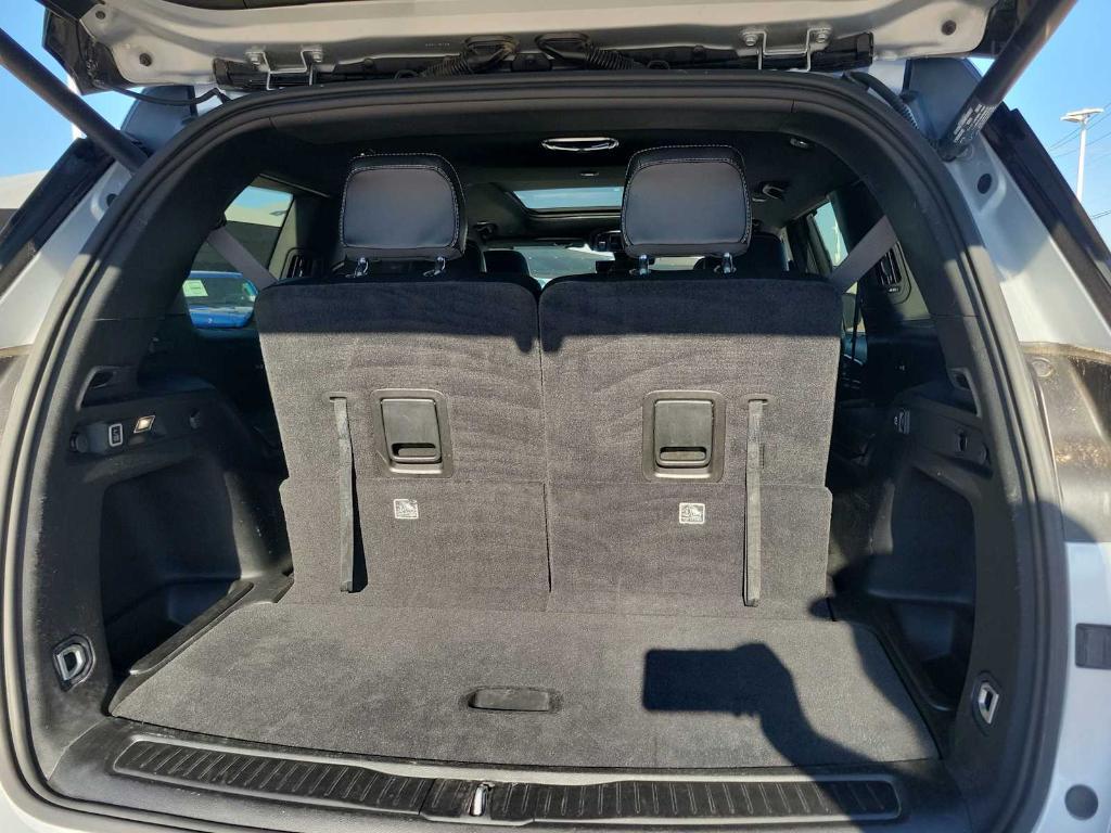 used 2024 Jeep Grand Cherokee L car, priced at $38,999