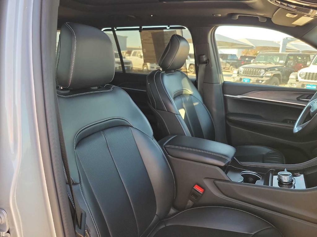 used 2024 Jeep Grand Cherokee L car, priced at $38,999